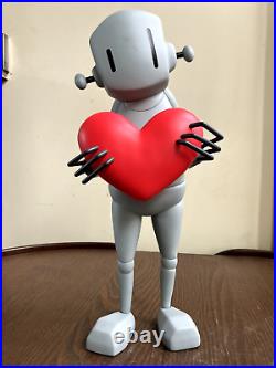 ChrisRWK (robot will kill) Robot with heart UVD toys sculpture vinyl 40cm