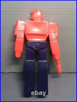 Former Takara Robot Life Form Transformers Total Commander Convoy Soft Vinyl D