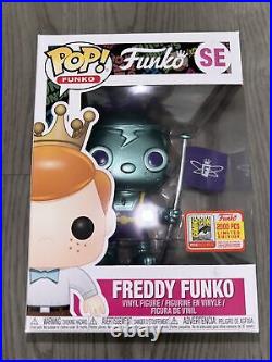 Funko Pop! Freddy Funko Space Robot purple SDCC Fundays 2018 Excl LE 2000