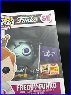 Funko Pop! Funko Freddy Teal & Purple Space Robot Astronaut 2018 SDCC 2000 pcs