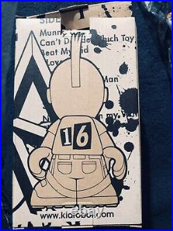 Kid Robot Kid punk 16 1977 Edition 8 Vinyl Figurine