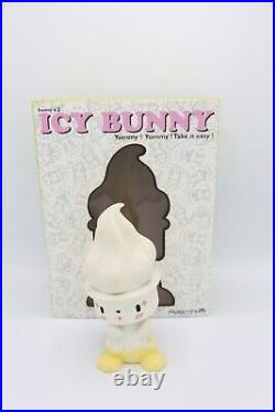 Kid Robot Vinyl Collectible Icy Bunny