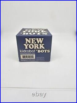 Kidrobot NEW YORK Bots Mini 3 Vinyl Figure Art Toy Liberty NYC