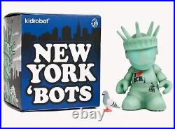 Kidrobot NEW YORK Bots Mini 3 Vinyl Figure Art Toy Liberty NYC