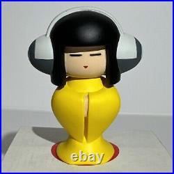 Tokyo Plastic Toy Tokyo 4 Yellow Geisha NYCC 09 Exclusive / Kid Robot / Ed. 200