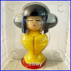 Tokyo Plastic Toy Tokyo 4 Yellow Geisha NYCC 09 Exclusive / Kid Robot / Ed. 200